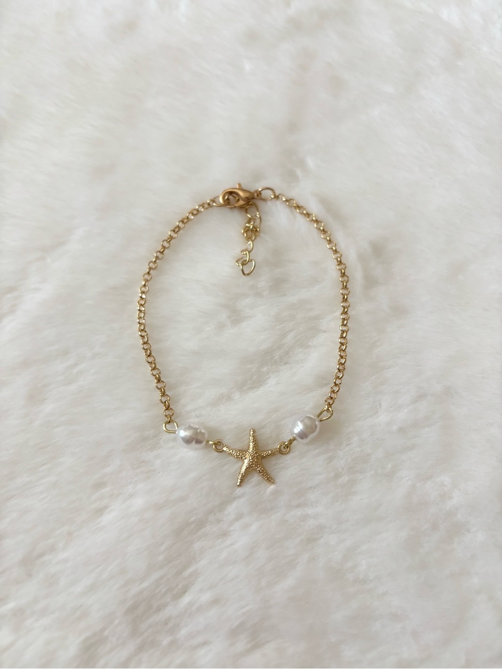 5/$15 🩷 MUST BUNDLE Gold Starfish Bracelet with Pearls - Picture 3 of 3